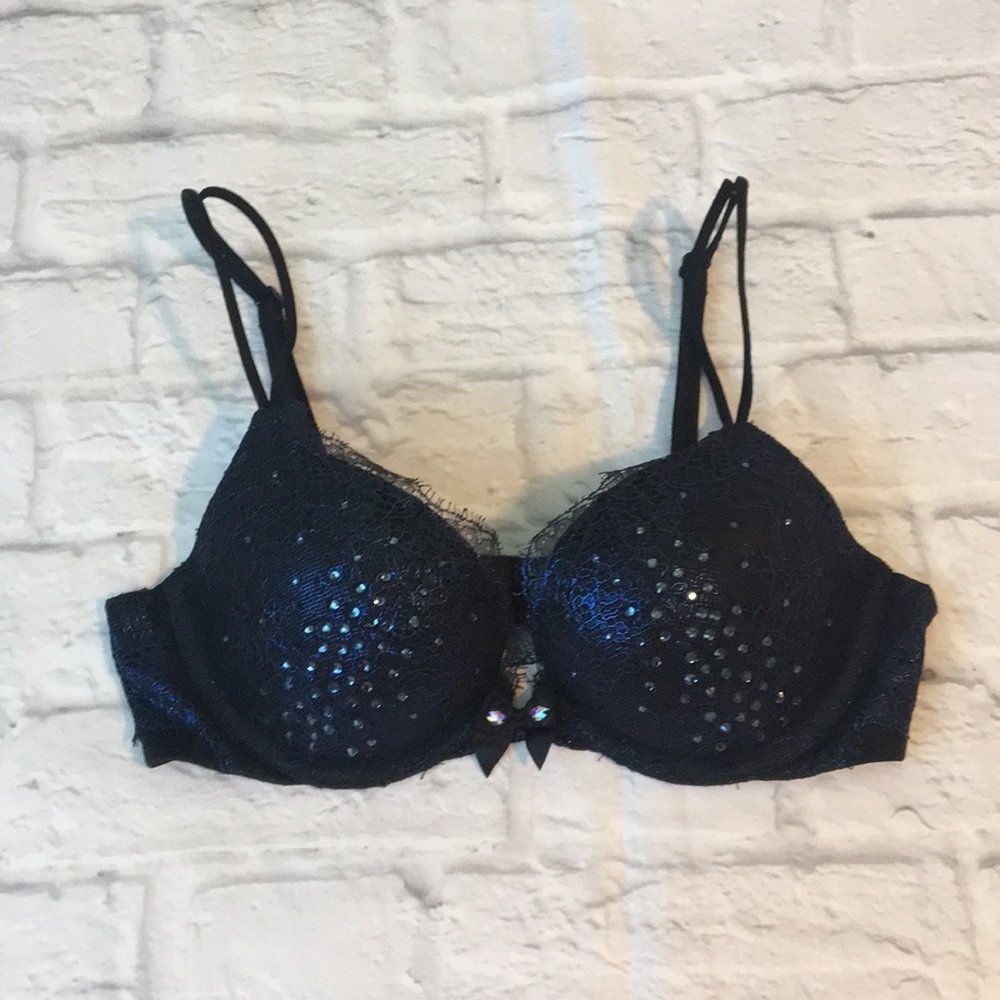Victoria Secret Very Sexy Push-up Bra Size 34B